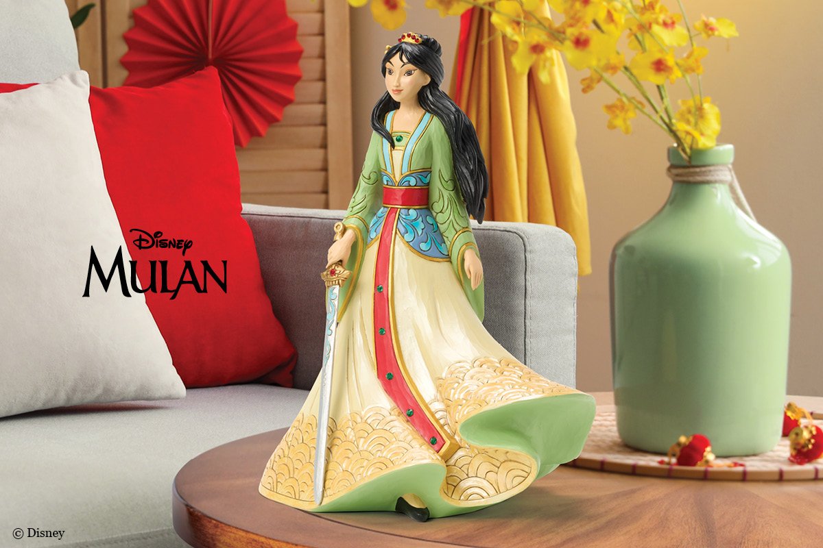 Courage and Honor (Mulan Deluxe Figurine)